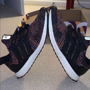 Men’s Adidas Ultraboost Multicolor sz 12